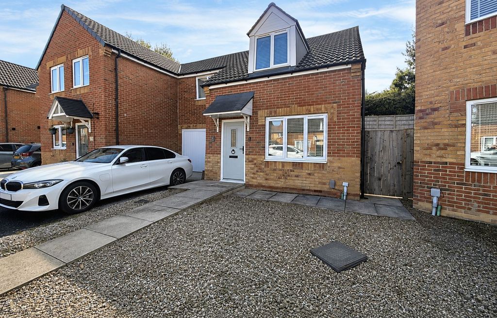 Property photo 1 of 29