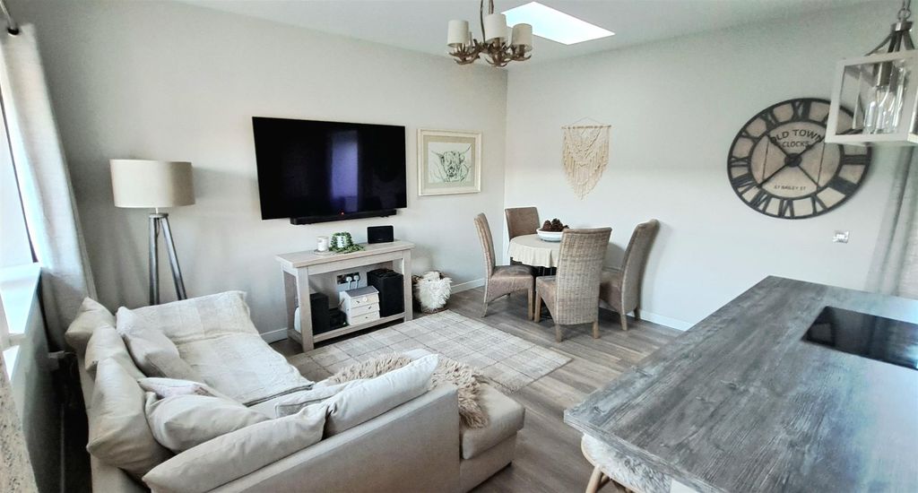 Property photo 3 of 44 1.Jpg