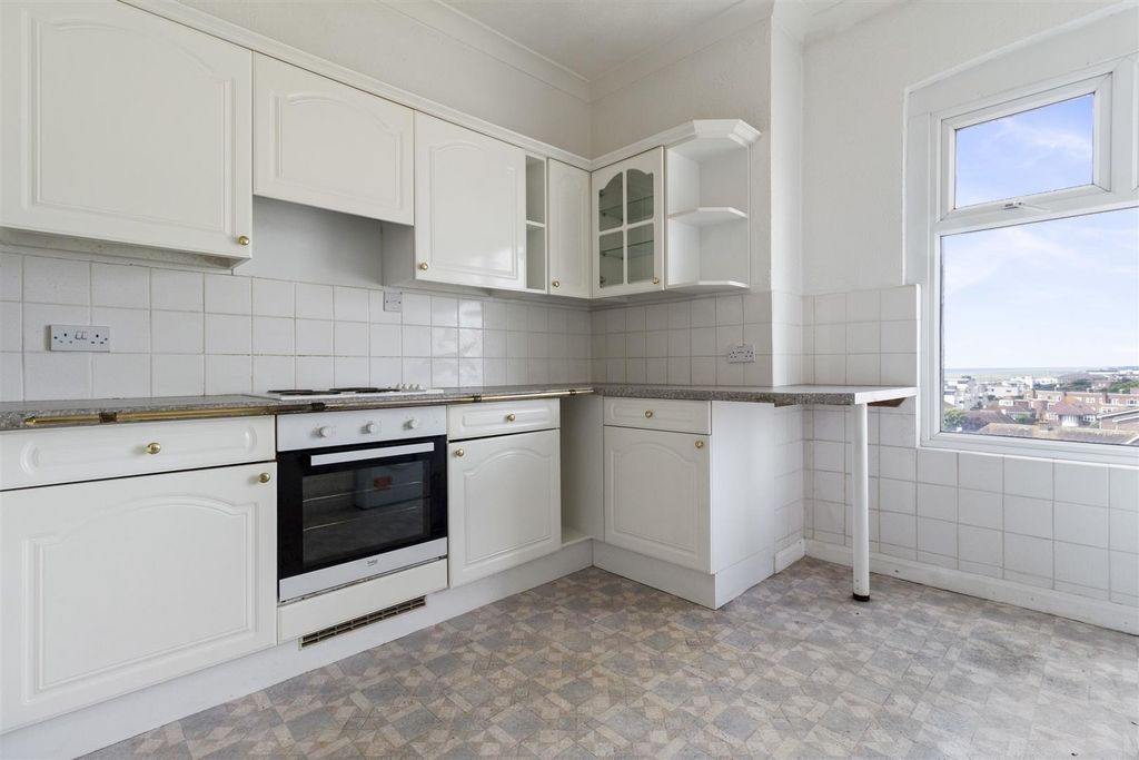 Property photo 2 of 11 Dolphin Lane, 49-007.Jpg