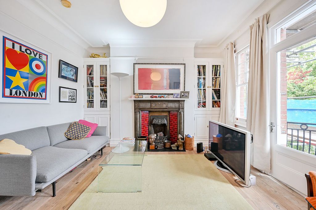 Property photo 1 of 13