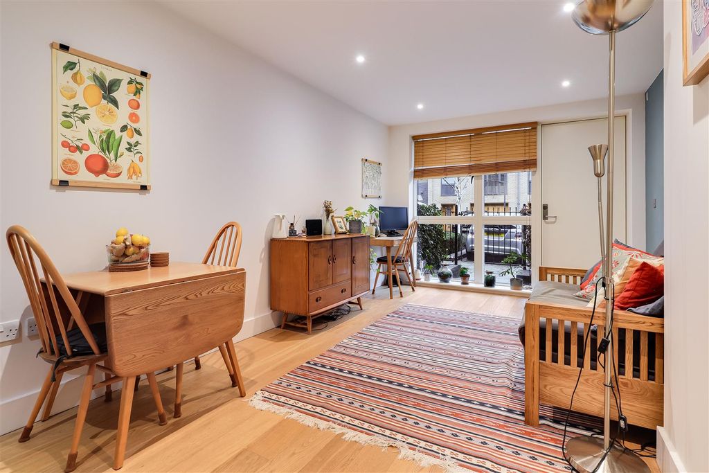 Property photo 3 of 22 Img (11).Jpg