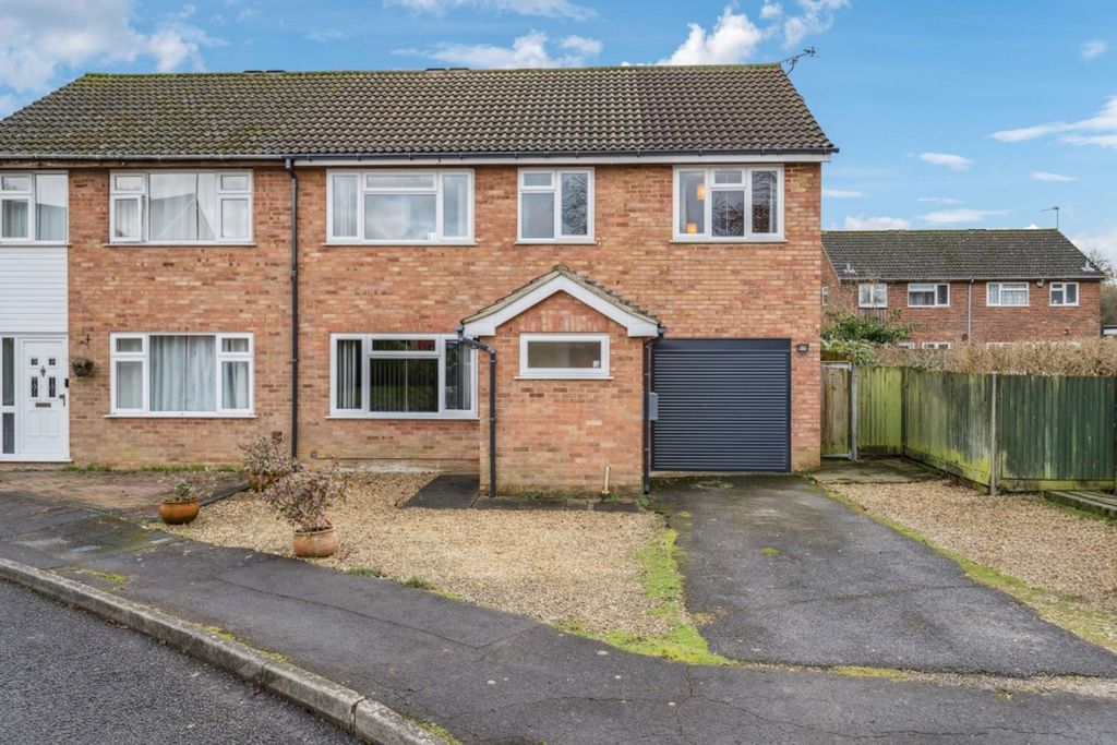 Property photo 1 of 30