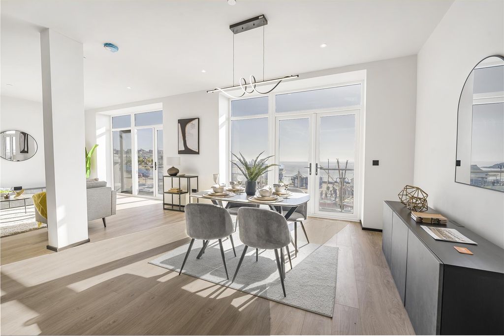 Property photo 2 of 24 18-A7406590.Jpg