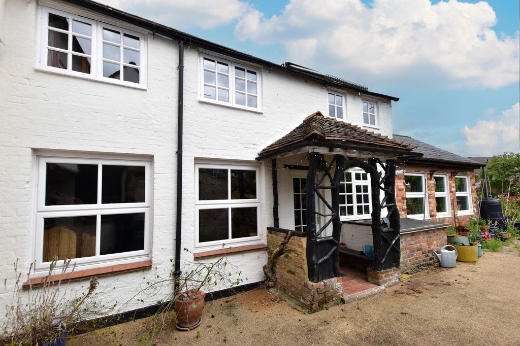 Property photo 1 of 30
