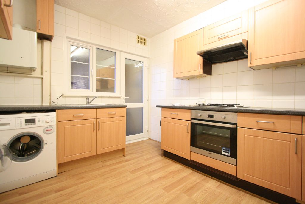 Property photo 1 of 12 Kitchen