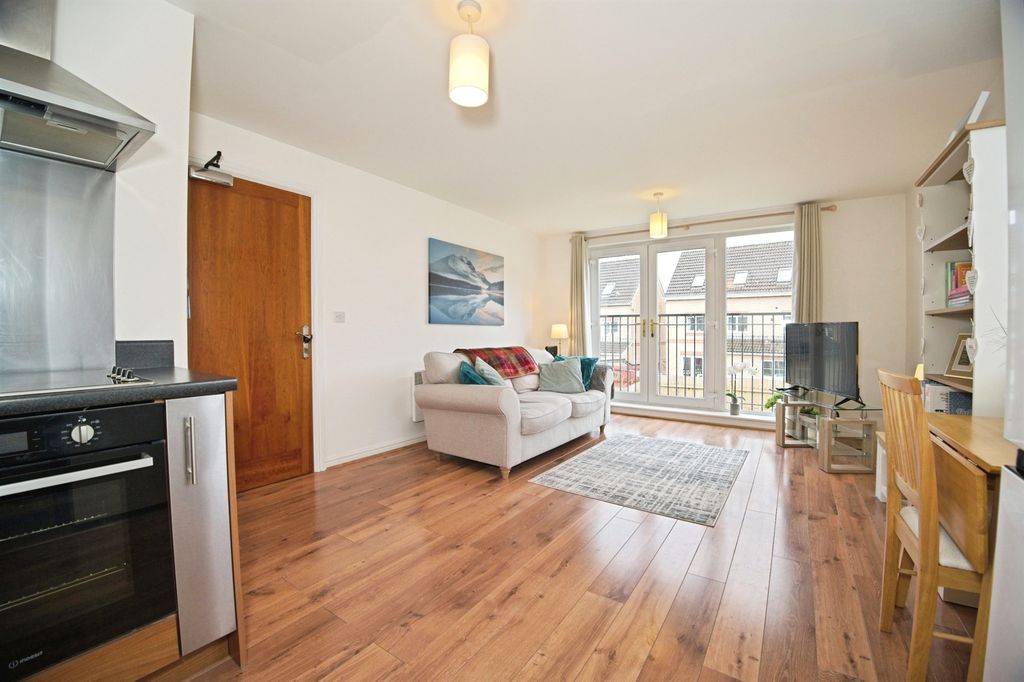 Property photo 2 of 12