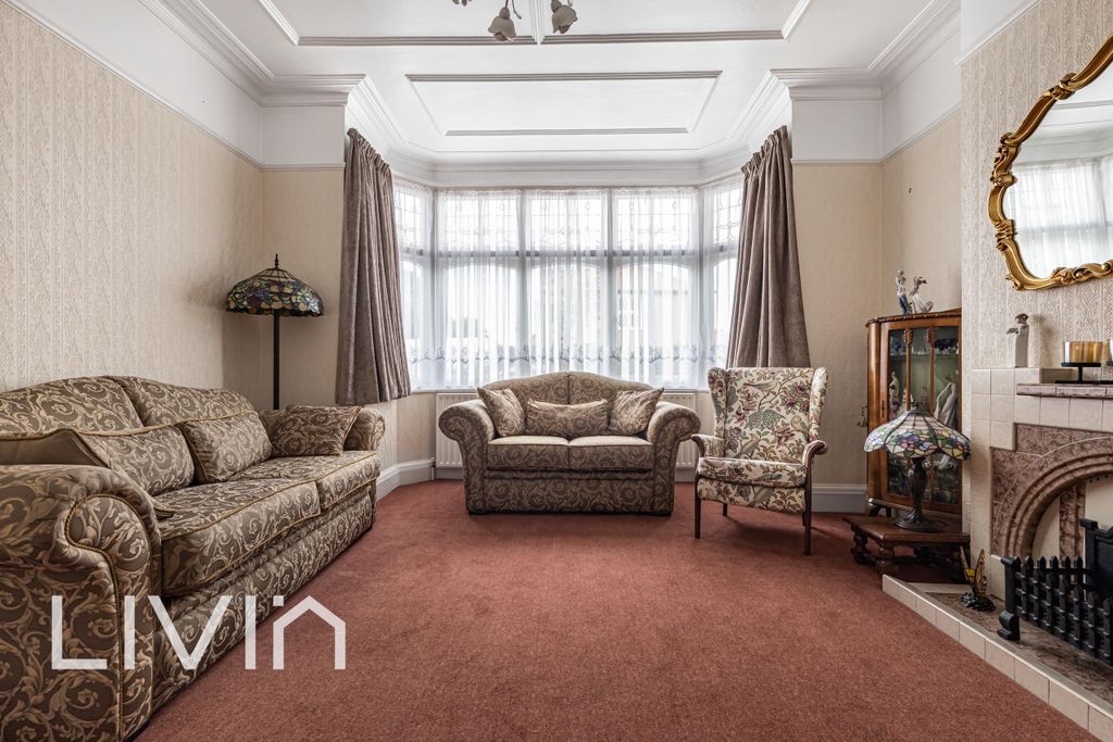 Property photo 3 of 24 025A7676