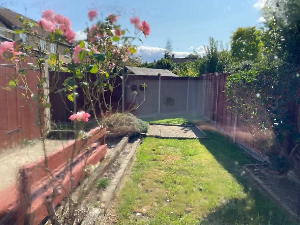 Property photo 2 of 20