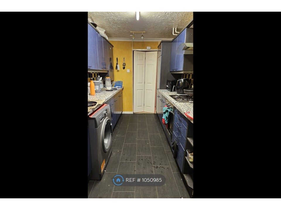 Property photo 3 of 4