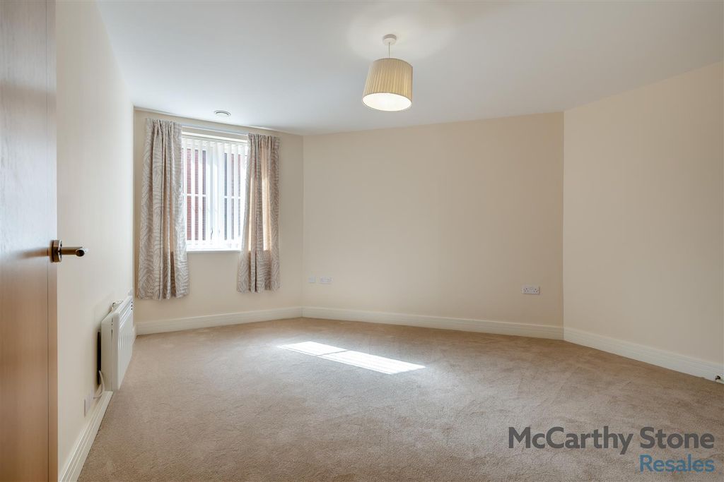 Additional image 12 of 1 bed flat for saleTresham Close, St. Marys Road, Kettering NN15
