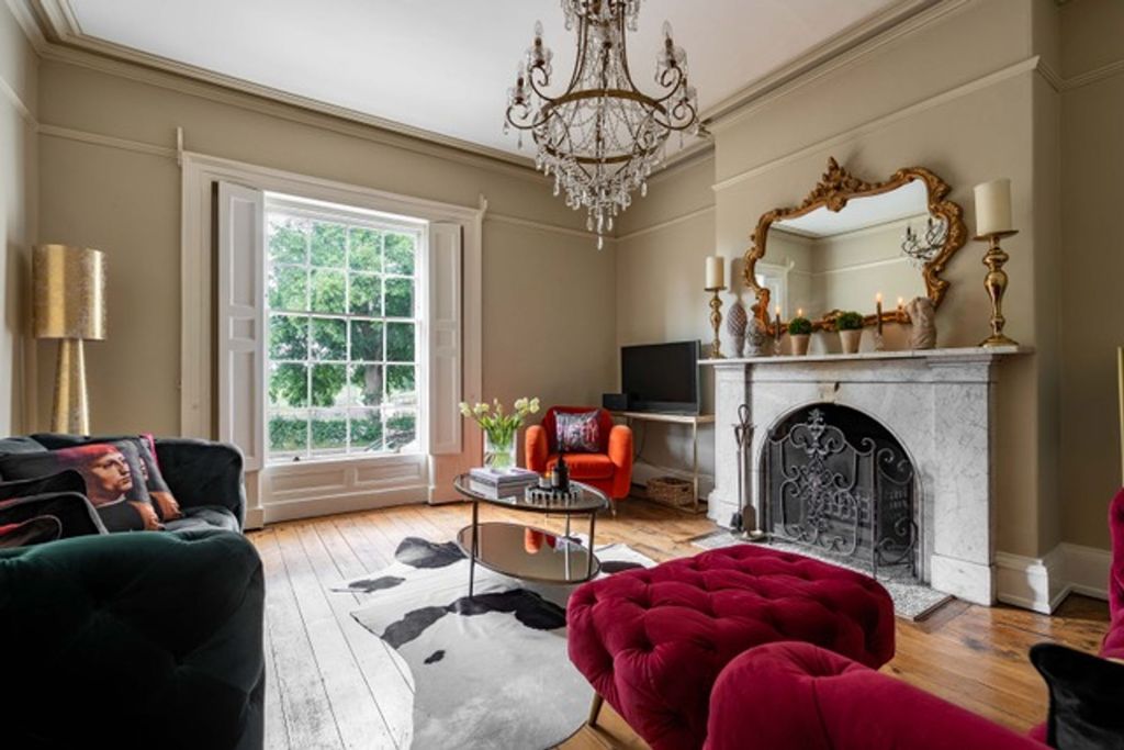 Property photo 2 of 21