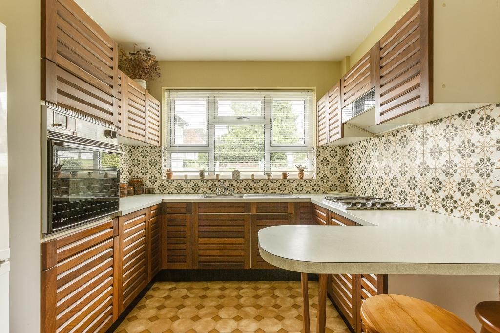 Property photo 3 of 13 Image