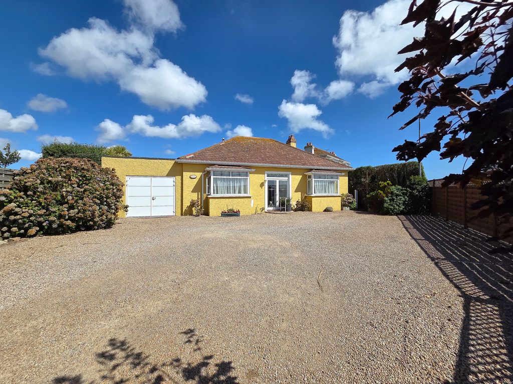 Property photo 1 of 25