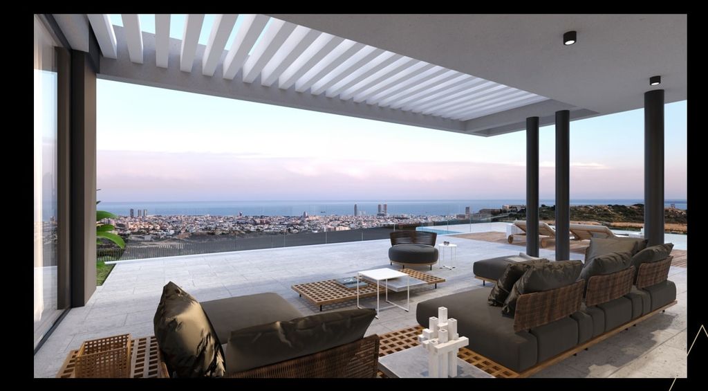 Property photo 2 of 33