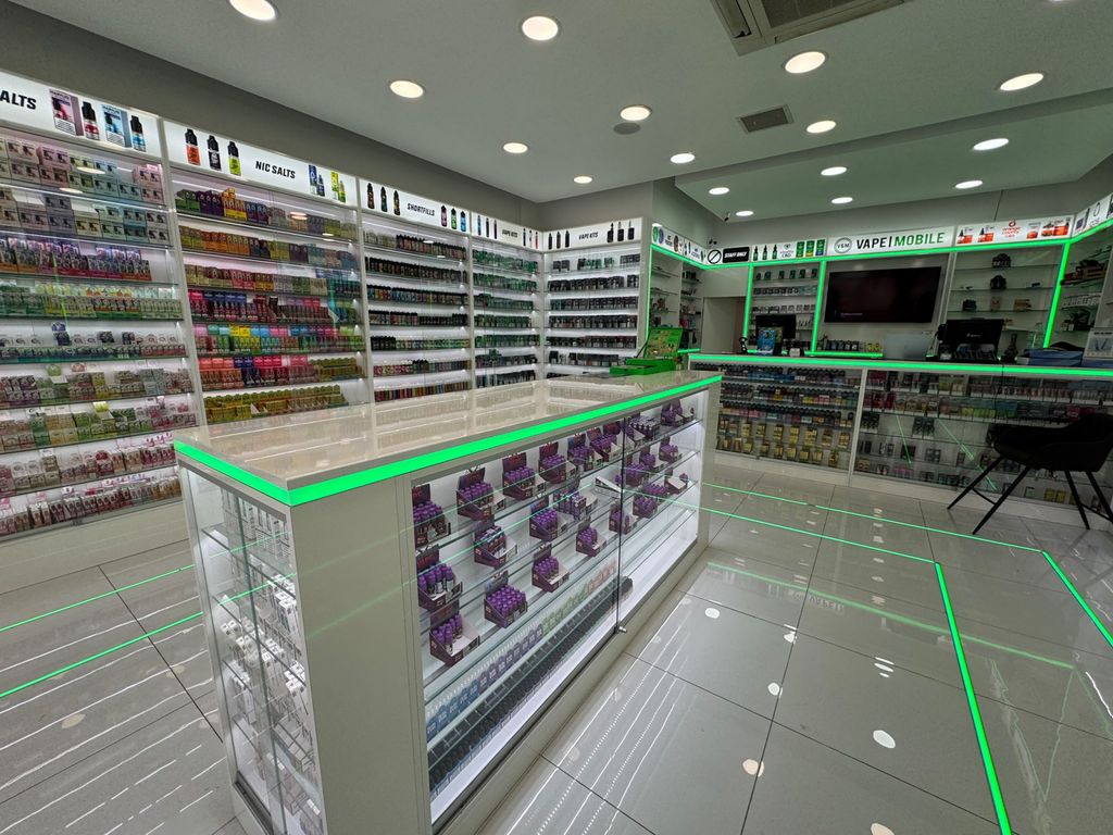 Property photo 1 of 5 Prime Retail Shop For Sale – Kingston Upon Thames