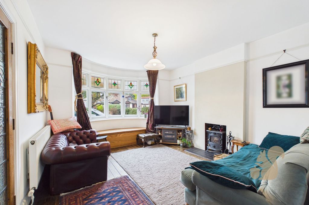 Property photo 3 of 24