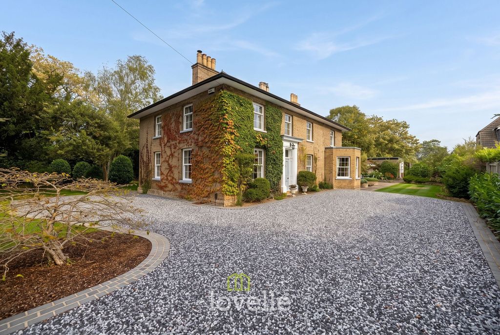 Property photo 3 of 56