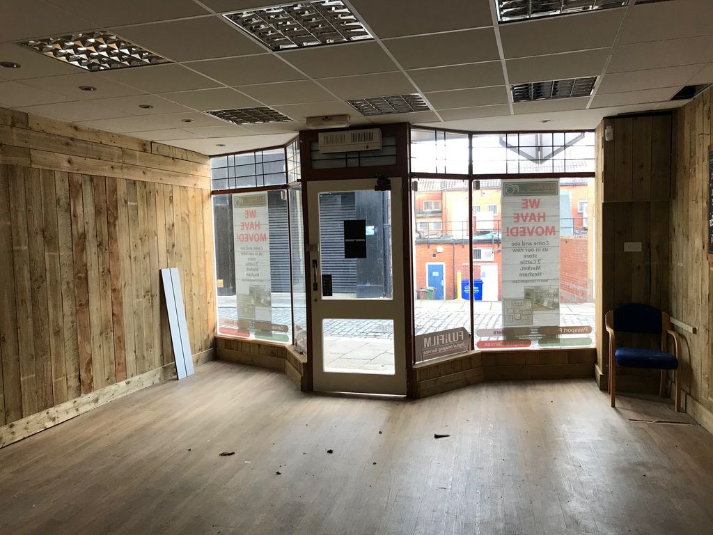 Property photo 2 of 3 Photo 02