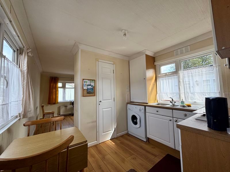 Property photo 3 of 13 Kitchen