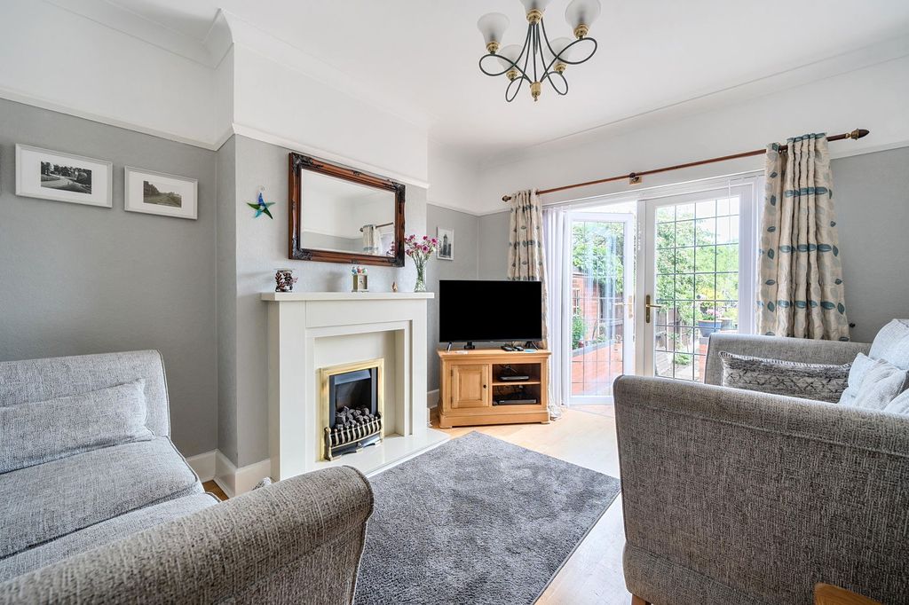 Property photo 2 of 18