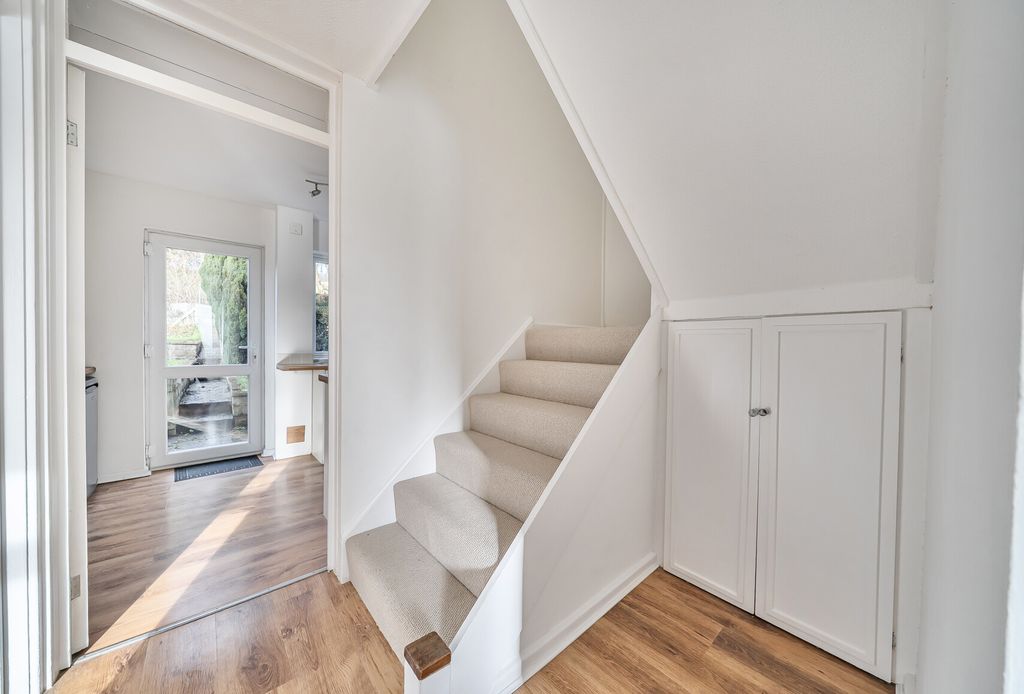 Property photo 2 of 17 Hall