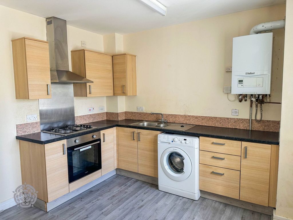 Property photo 2 of 9 Picture No. 07