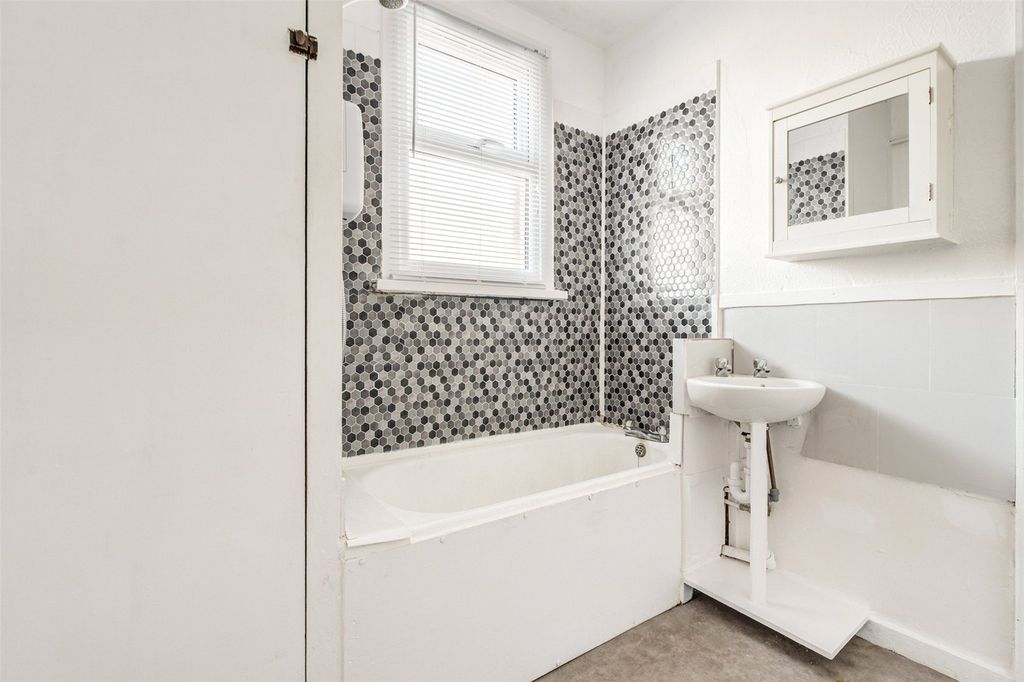 Property photo 2 of 14 Picture No. 09