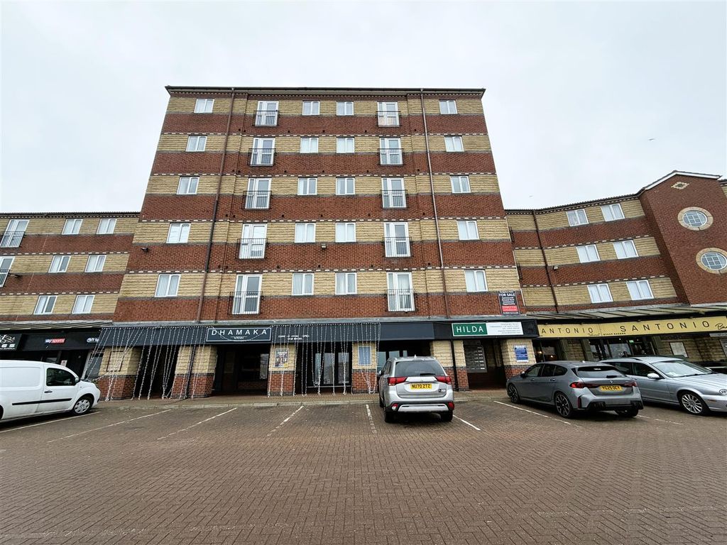 Property photo 1 of 14 Front