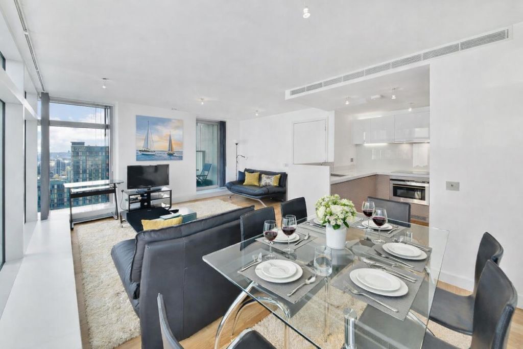 Property photo 1 of 13 Lr.Png