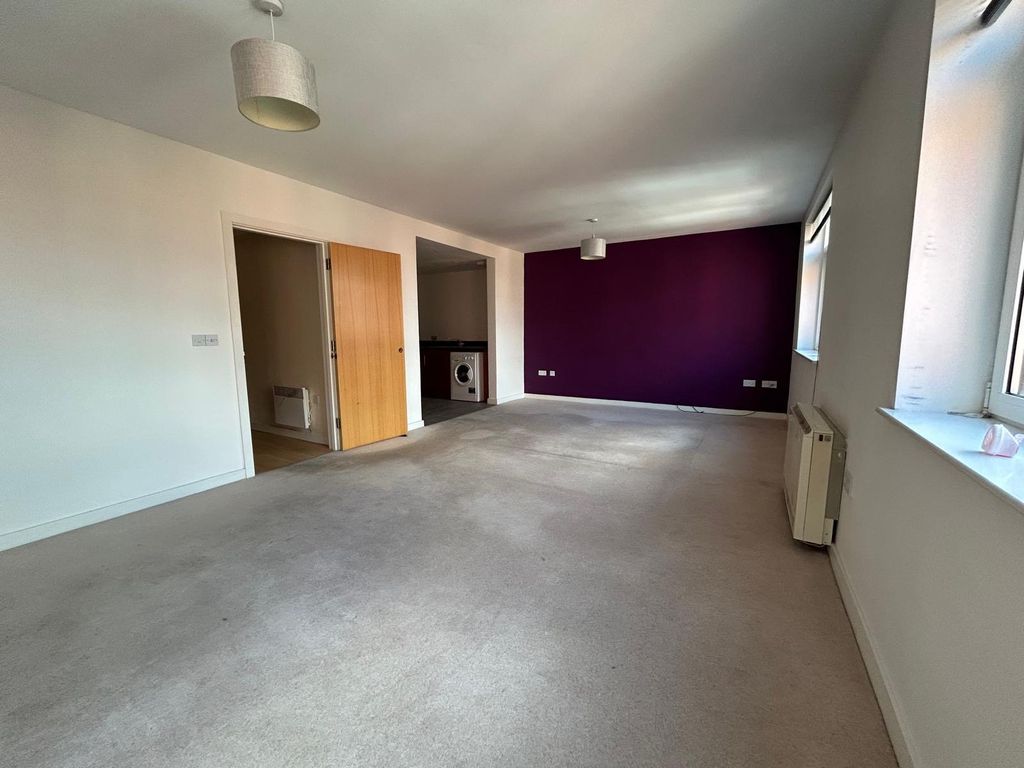 Property photo 2 of 27 Sitting Room