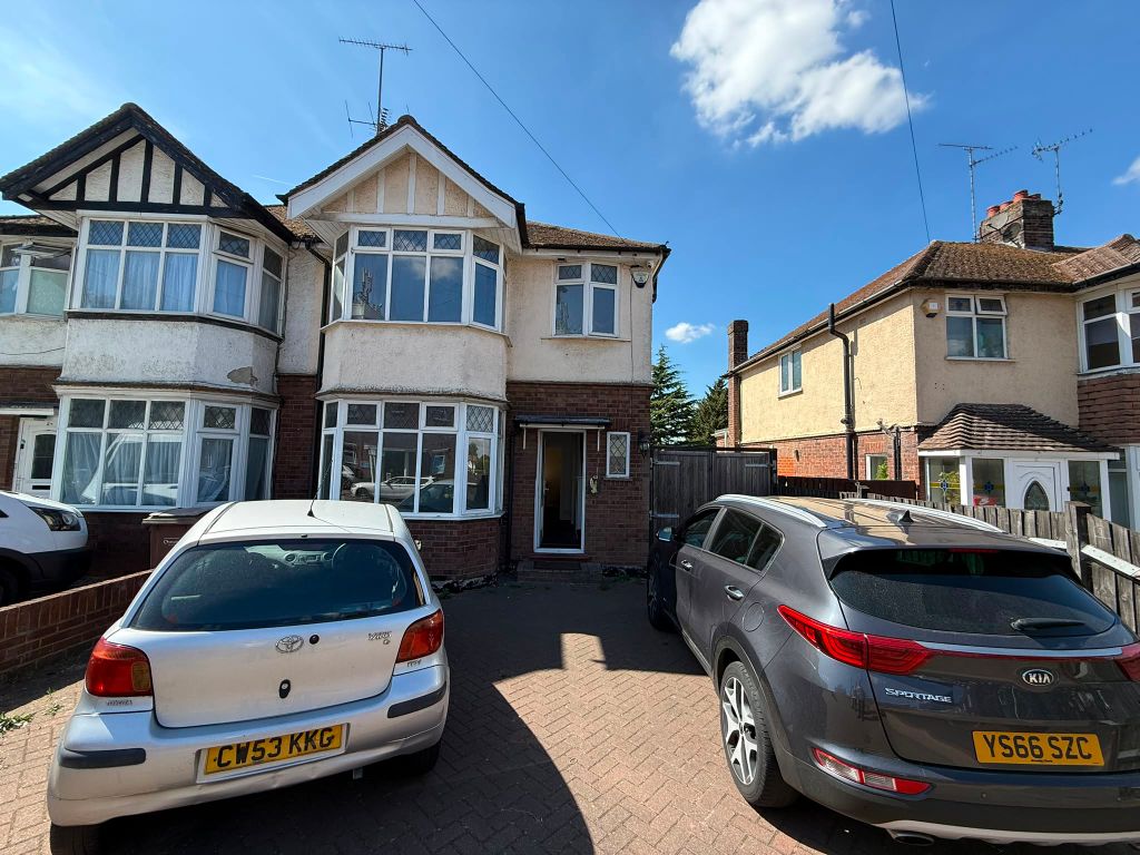 Property photo 1 of 12