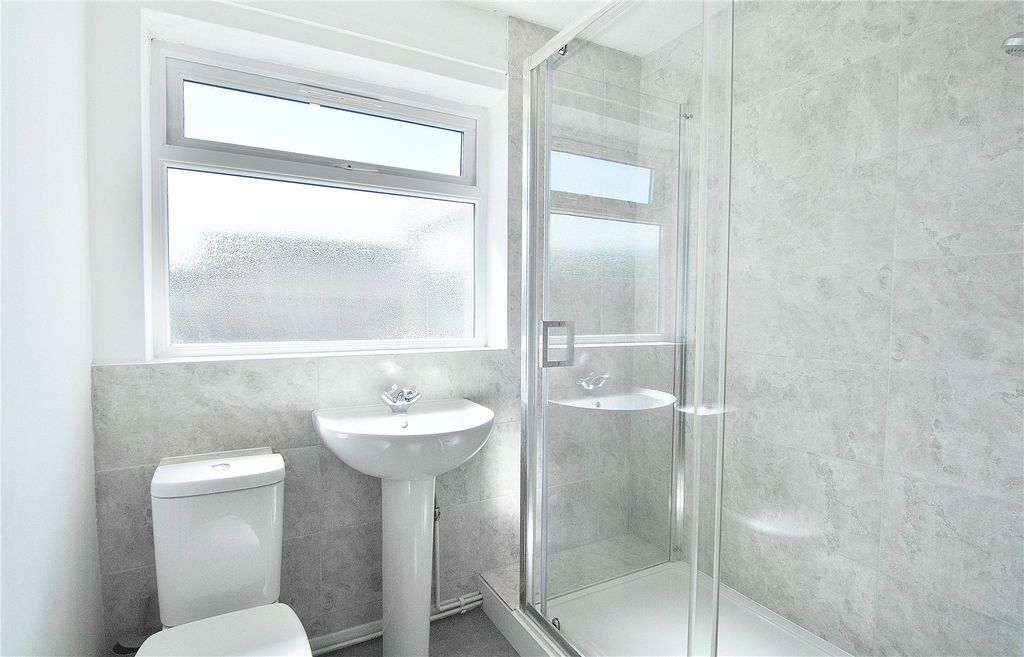 Property photo 3 of 11 Picture No. 10