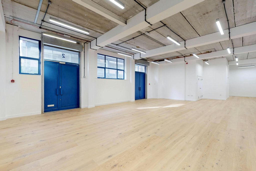 Property photo 2 of 8 2Longstreetadditionalphotoswithshutterup10172019_084520.Jpg