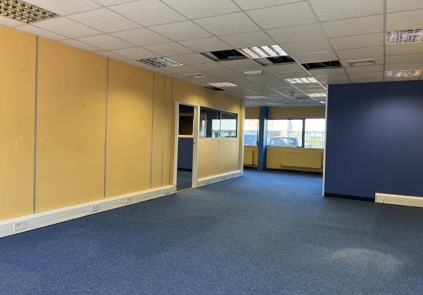 Property photo 2 of 8 Image 2