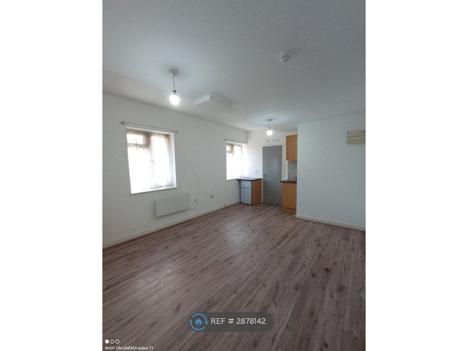 Property photo 3 of 3