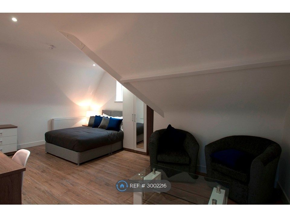 Property photo 2 of 8 Studio Room