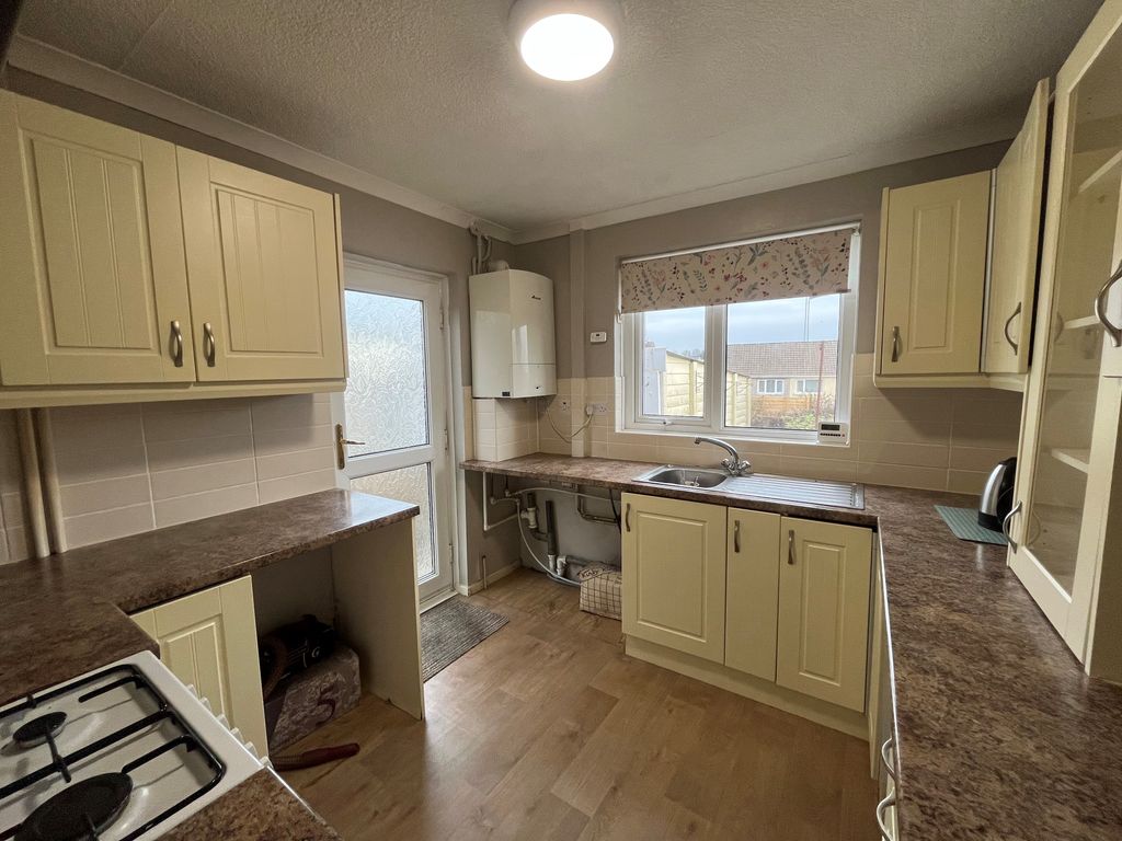 Property photo 2 of 9 Front