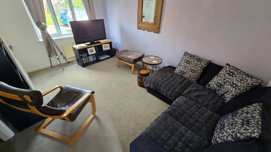 Property photo 2 of 15