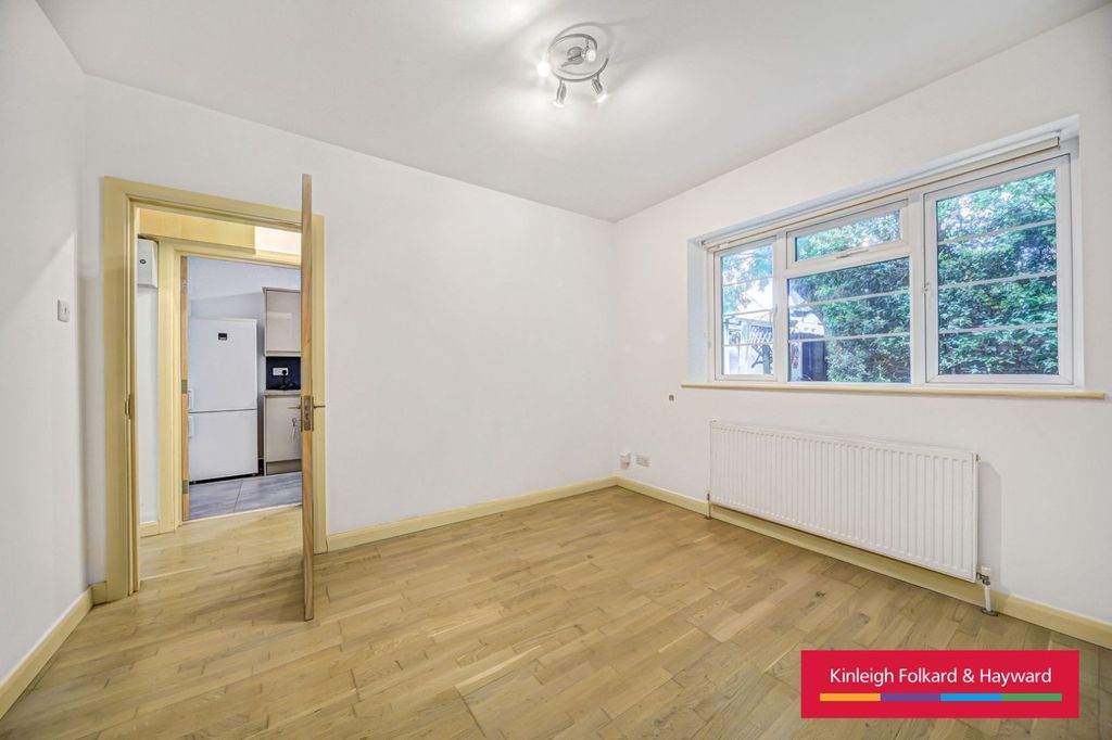 Property photo 3 of 13 Picture No. 06