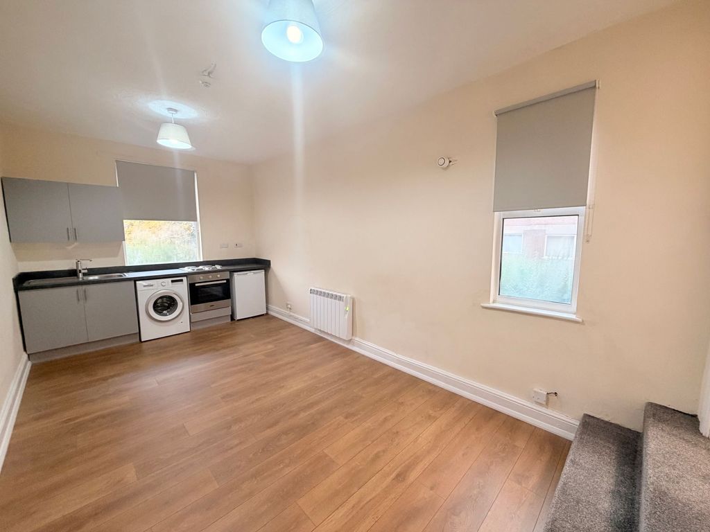 Property photo 2 of 4