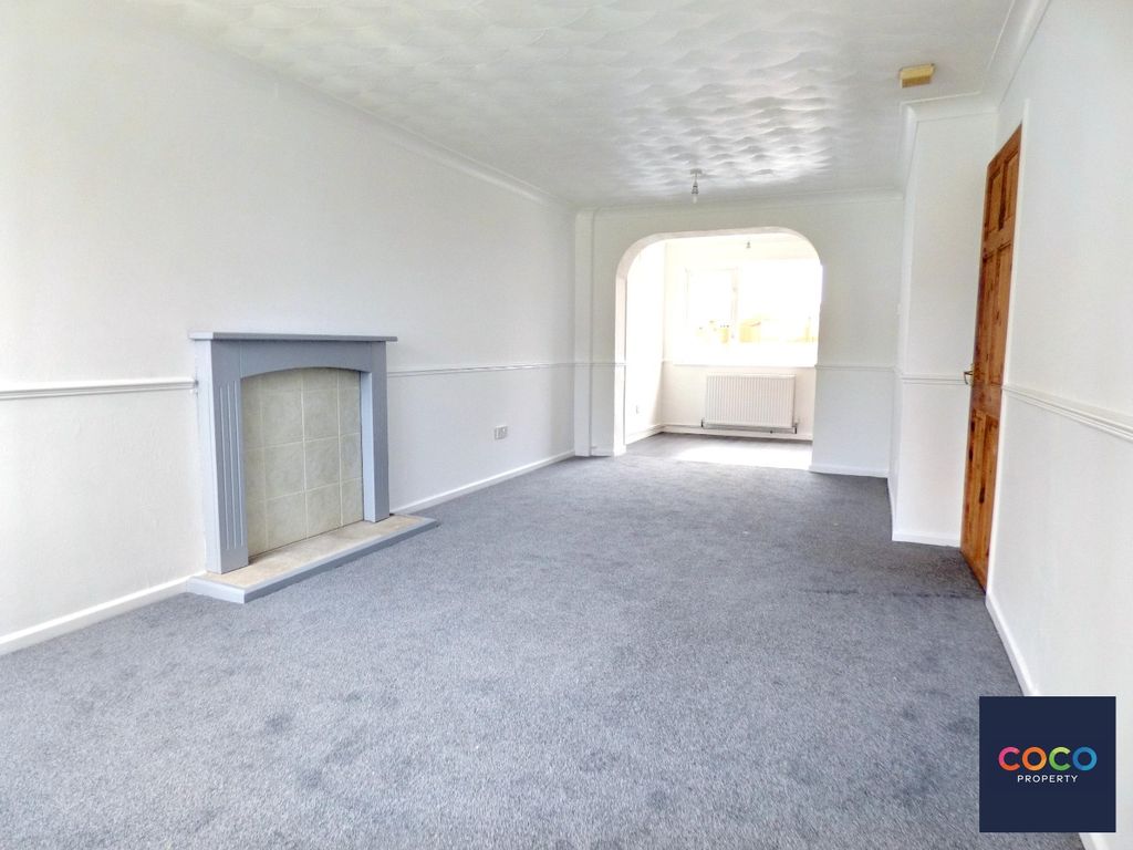 Property photo 2 of 9 5130712