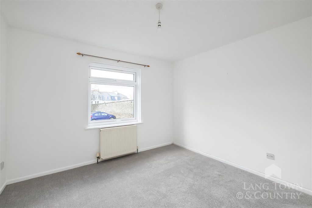 Property photo 3 of 9 0011.Jpg