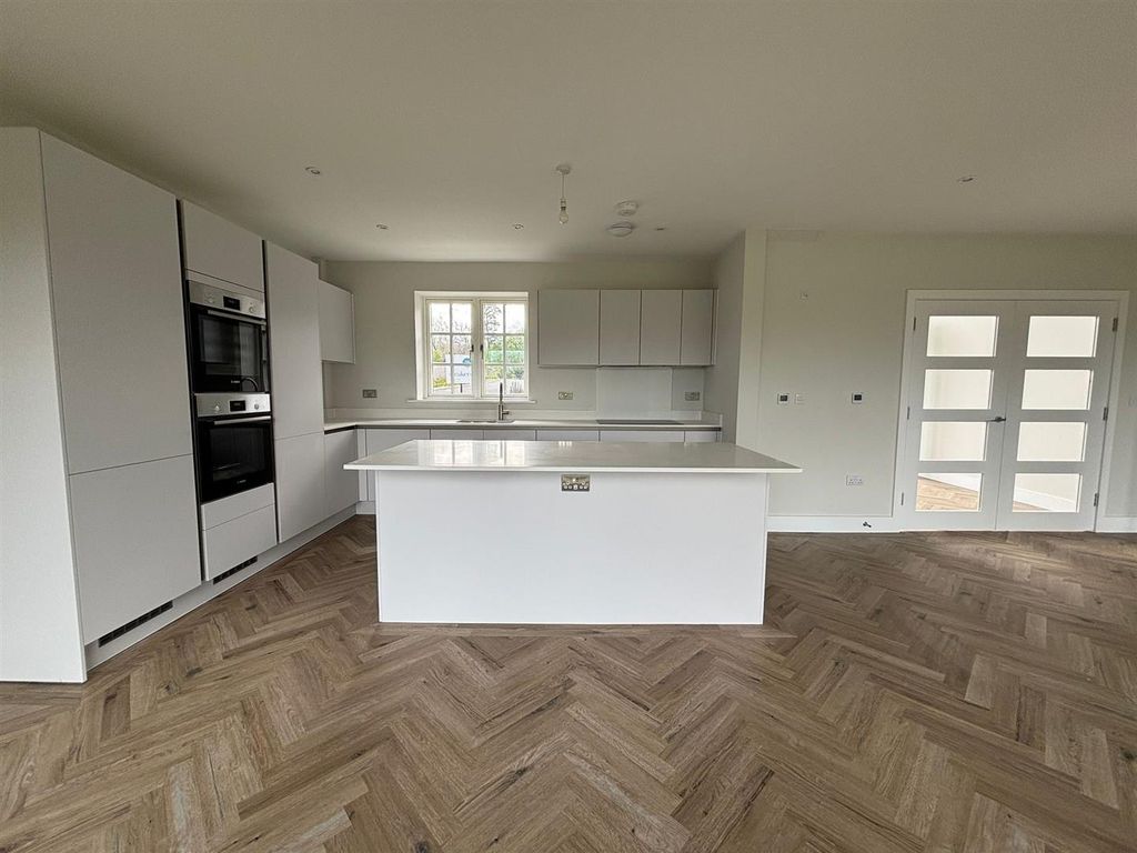 Property photo 2 of 23 4.Jpg