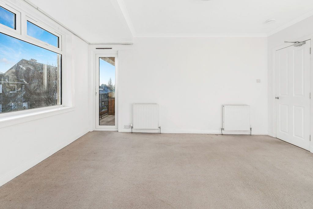 Property photo 3 of 17 Photo 3