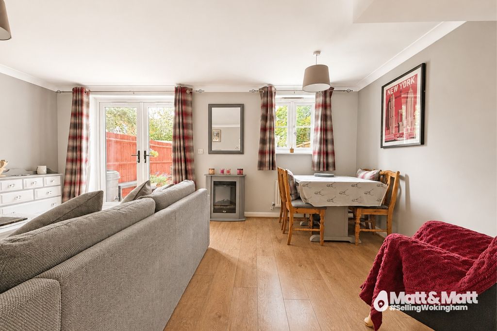 Property photo 3 of 10 5262546