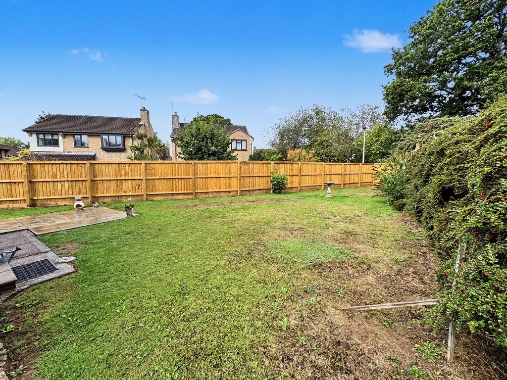Property photo 2 of 18