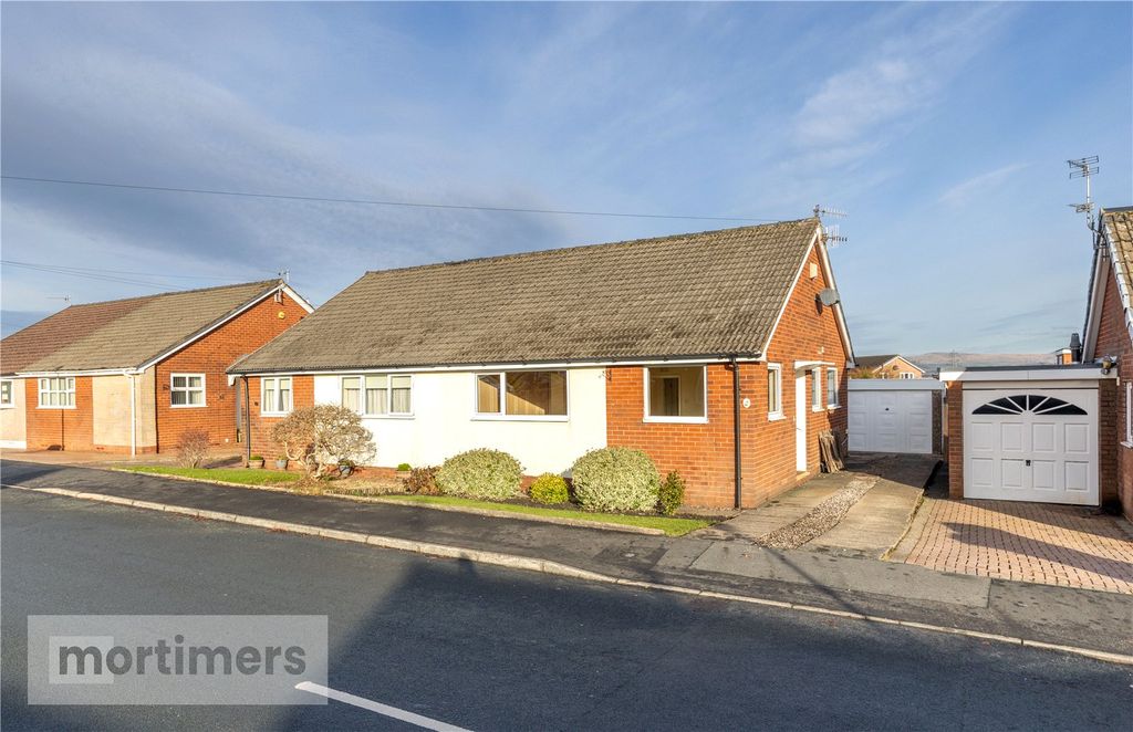 Property photo 1 of 18 Front External