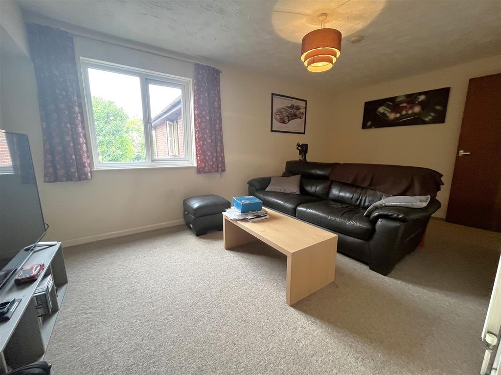 Property photo 2 of 9 Img_4954.Jpg