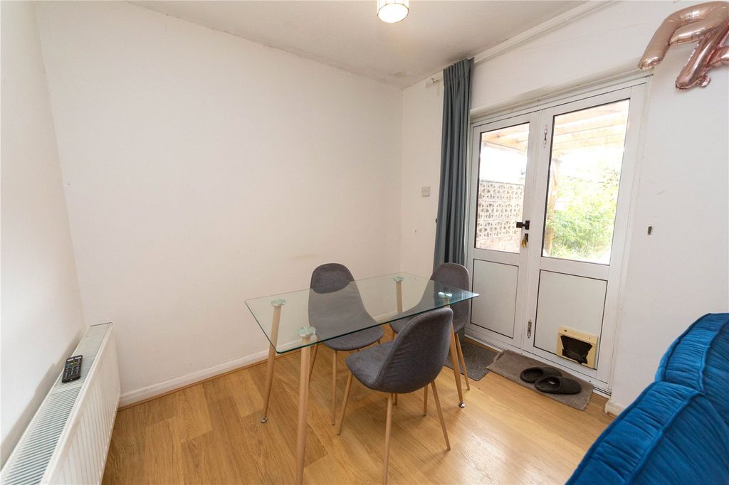 Property photo 3 of 12 Picture No. 06