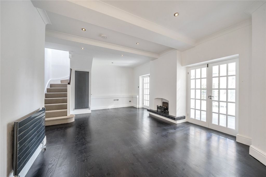 Property photo 2 of 17 Reception Room